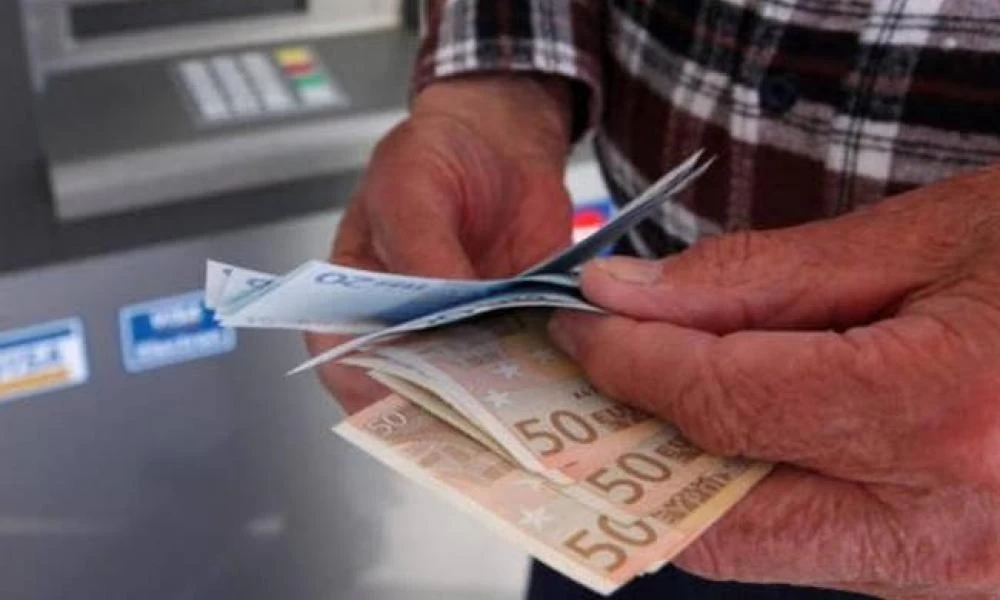 Αναδρομικά: Απαλλαγή από πρόστιμα και «κόφτης» στις προσαυξήσεις – Ποιους αφορά
